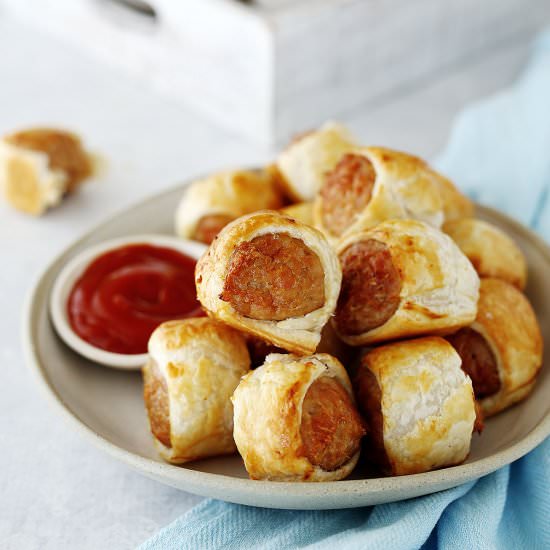 The Easiest Homemade Sausage Rolls