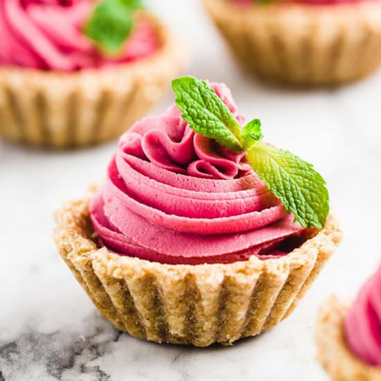 Mini Beet Cheesecake Bites
