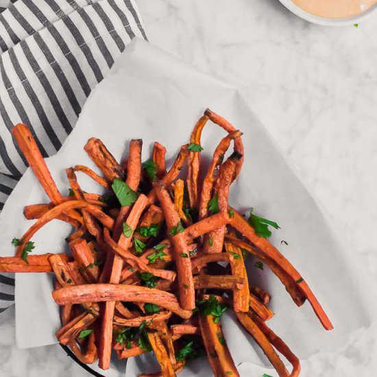 Baked Carrot Fries with Sriracha