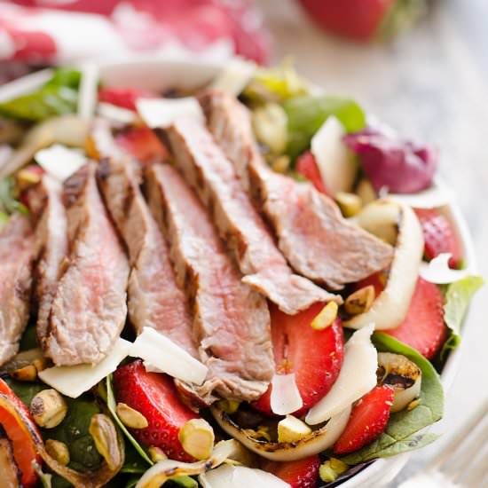 Grilled Steak Strawberry Salad