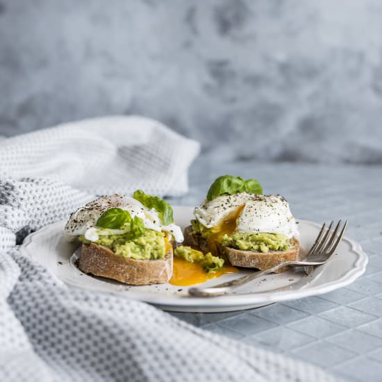 Avocado Toast with Poached Egg