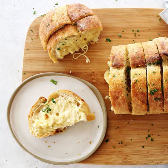 Cheesy Pull Apart Garlic Bread