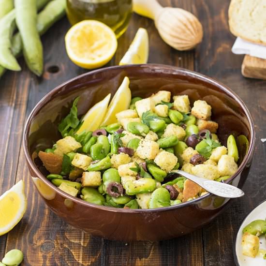 Fresh fava bean salad