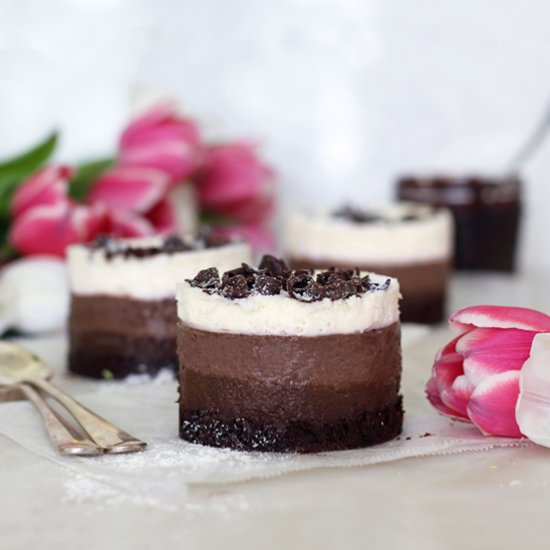Chocolate Mousse Raw Brownie Cup