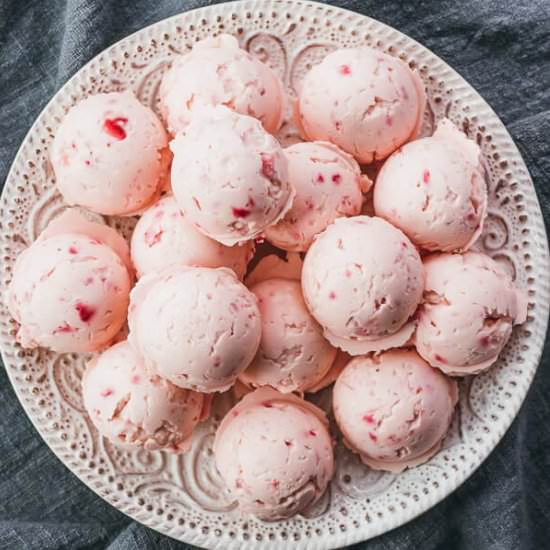 Cheesecake Keto Fat Bombs