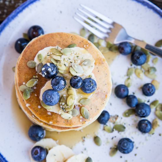 Paleo Lemon Poppy Seed Pancakes