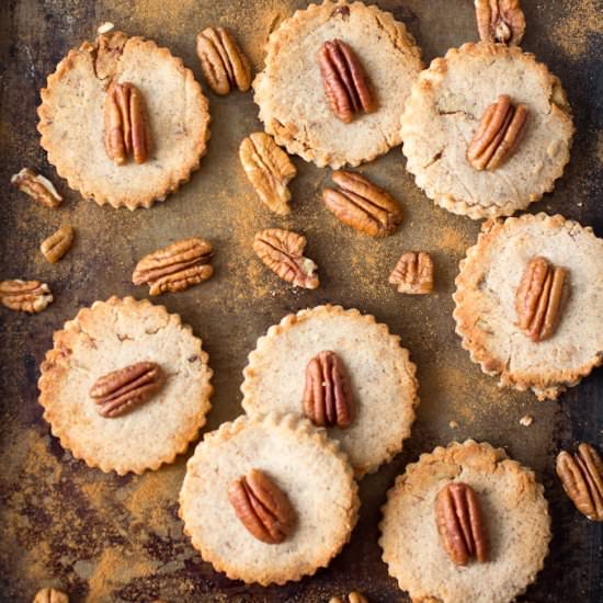 CINNAMON PECAN SHORTBREAD