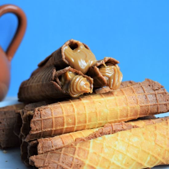 Crisp waffles with a filling
