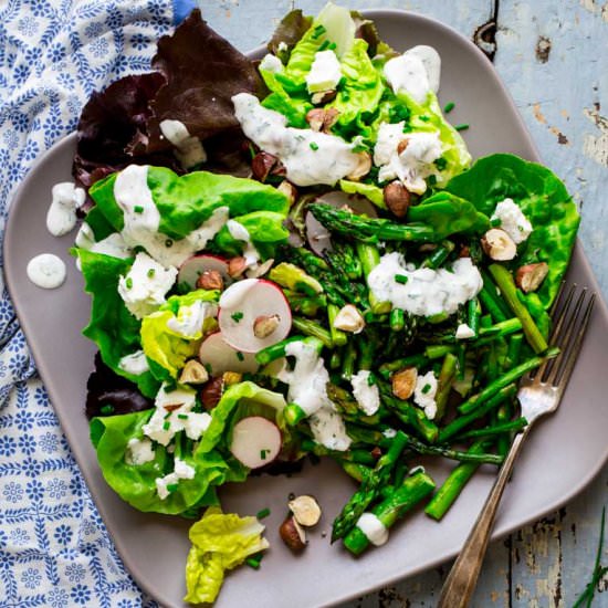 Roasted asparagus goat cheese salad