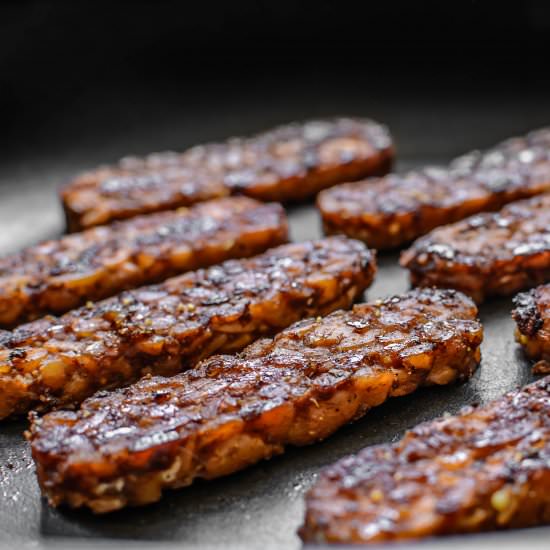 Vegan Tempeh Bacon