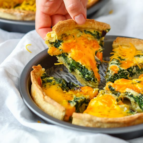 spinach and cheddar quiche