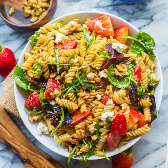 Balsamic Strawberry Pasta Salad