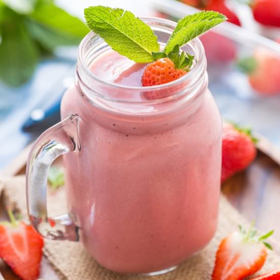 Healthy Strawberry Shake