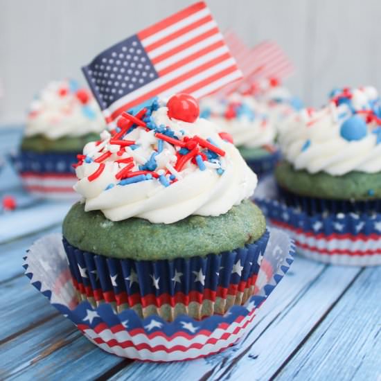 Patriotic Vanilla Cupcakes
