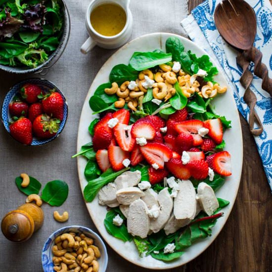 salad with chicken and strawberries