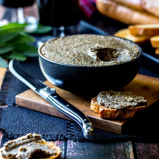 Mushroom and hazelnut vegan pate