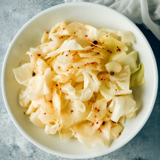 Quick Pickled Cabbage