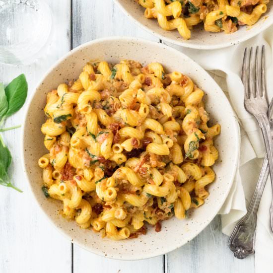 Sundried Tomato Mascarpone Pasta