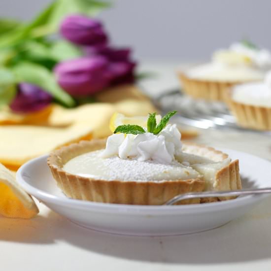Lemon Mint Cream Tarts