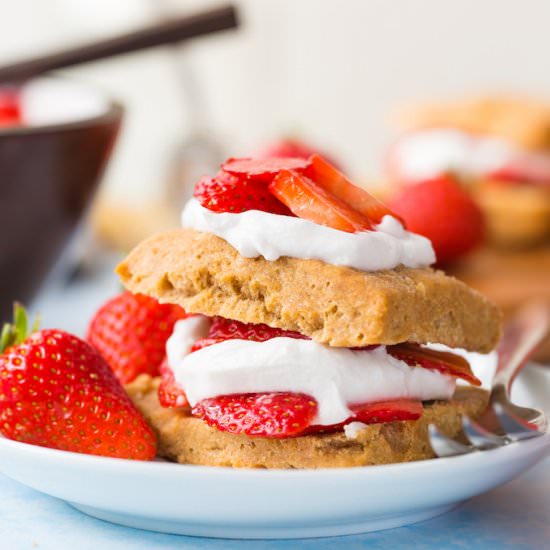 GF Vegan Strawberry Shortcakes
