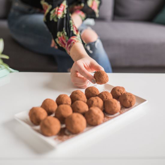 High Protein Chocolate Energy Balls