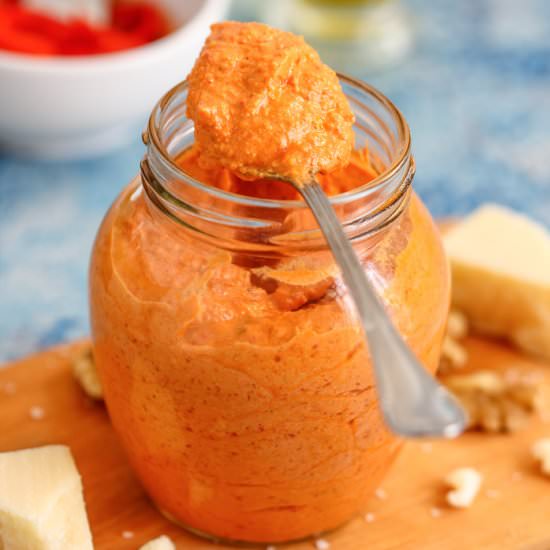 roasted red pepper pesto