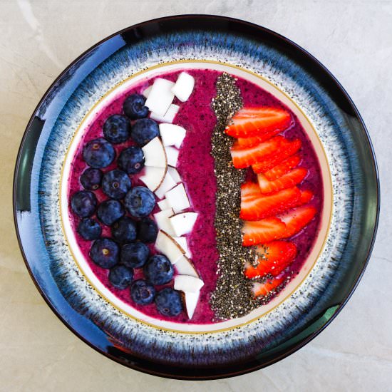 Summer Fruits Smoothie Bowl