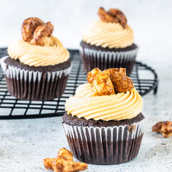 Caramel Cashew Cupcakes