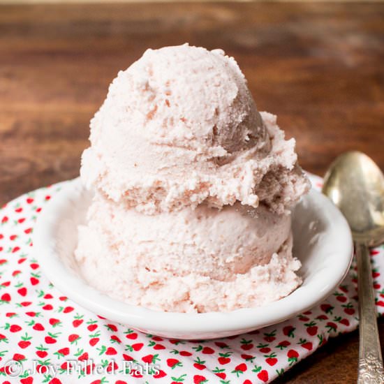 Strawberry Ice Cream with Ricotta