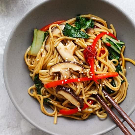 Vegetable Lo Mein