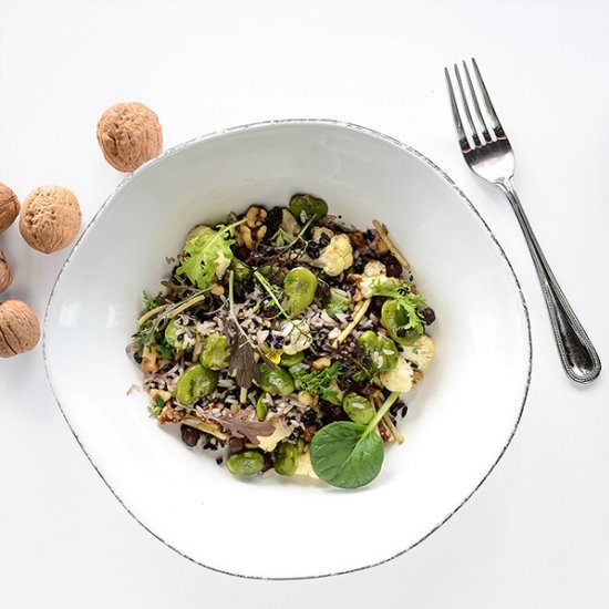 Black rice and chickpea salad