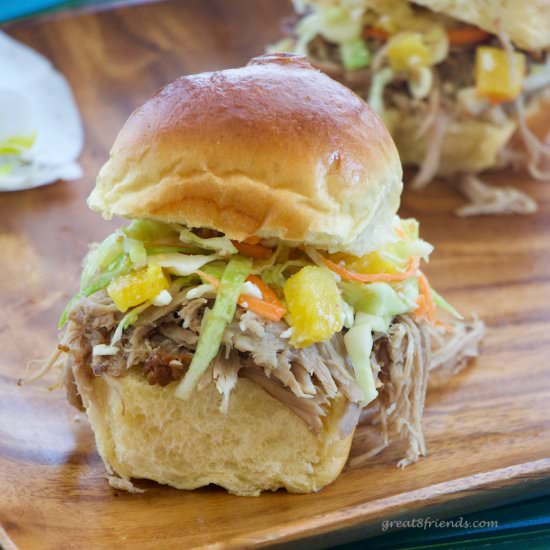 Slow Cooker Pulled Pork Sandwiches