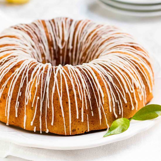 Healthy Lemon Bundt Cake