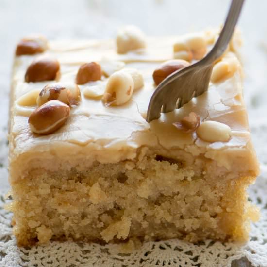 Old Fashioned Peanut Butter Cake