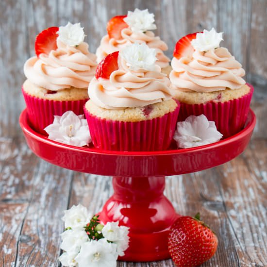 strawberry cupcakes