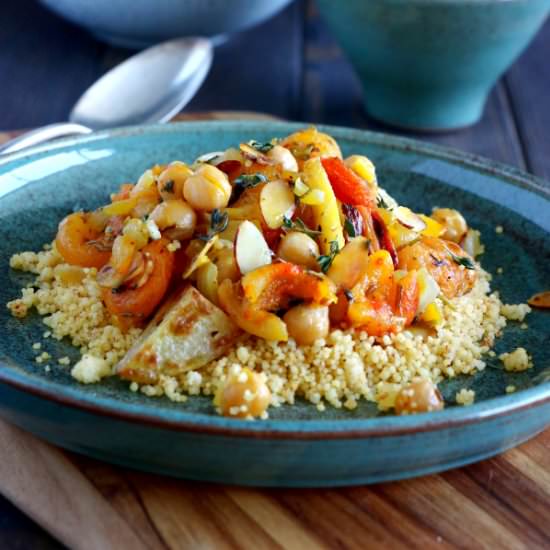 Moroccan Chickpea Apricot Tagine