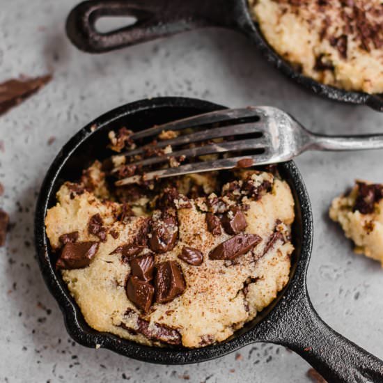 Deep Dish Chocolate Chip Cookie