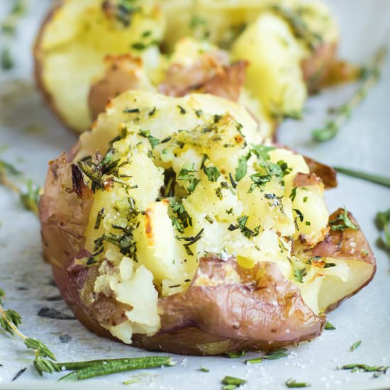 Ultra Crispy Smashed Potatoes