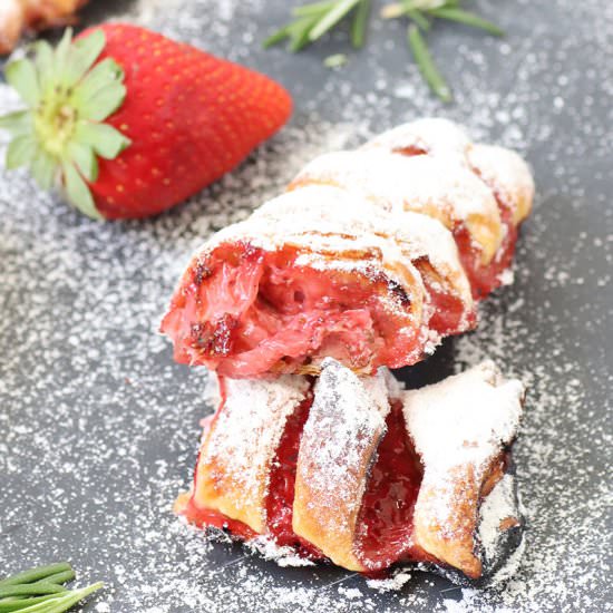 Puff pastry with strawberries