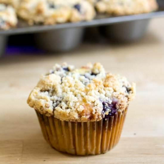 Blueberry Muffins w/ Crumb Topping