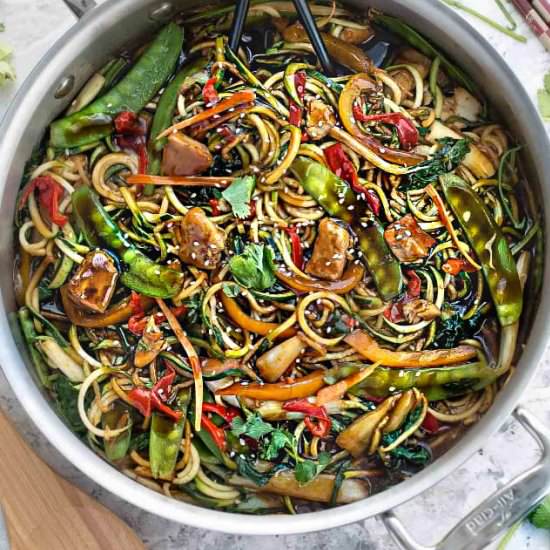 Chicken Chow Mein Zoodles