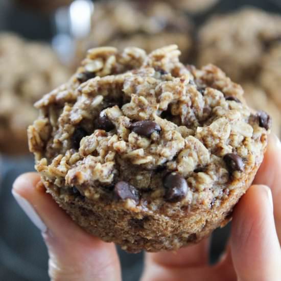 Breakfast oatmeal chocolate muffins