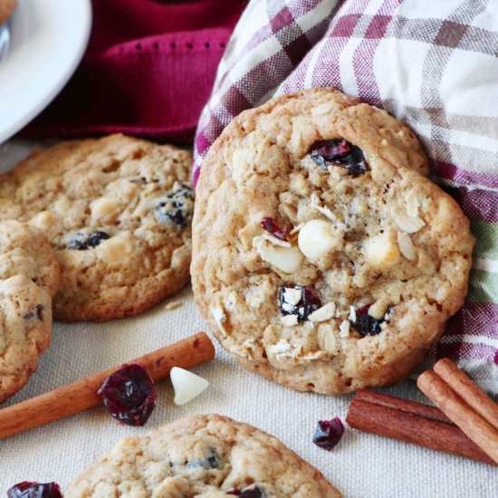 Oatmeal Cookies with Cranberries