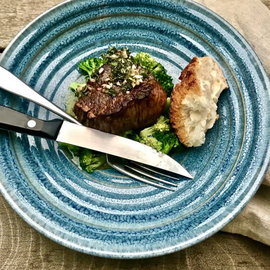 Seared Filet With Chimichurri Sauce
