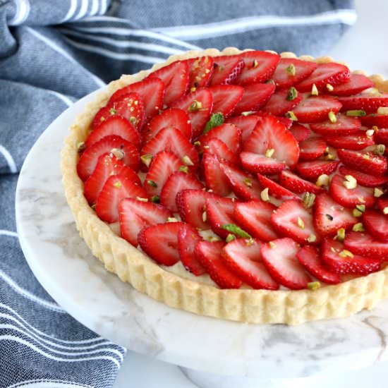 French Strawberry Tart with Pastry