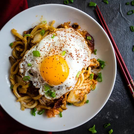 Korean Kimchi Udon Stir Fry