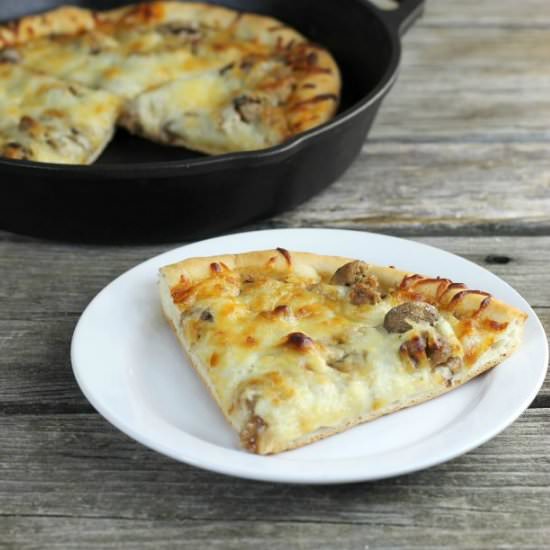 Skillet Sausge and Mushroom Pizza