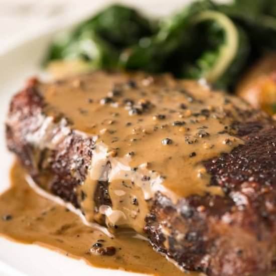 STEAK WITH CREAMY PEPPERCORN SAUCE