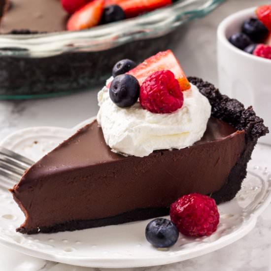 No Bake Chocolate Pie
