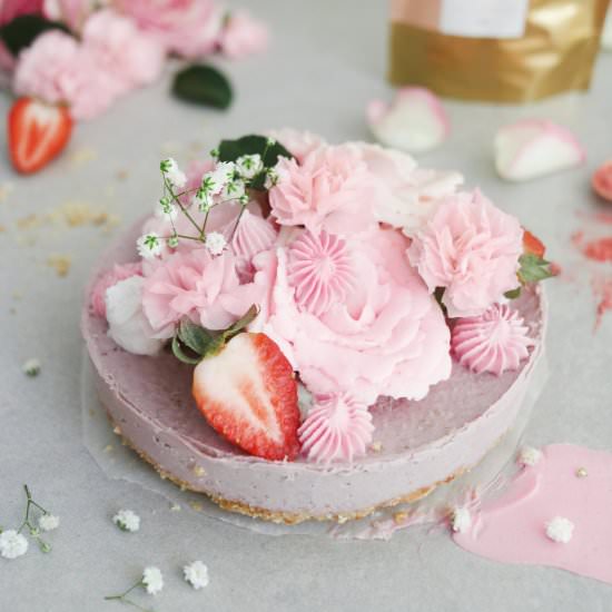 No-bake strawberry cheesecake